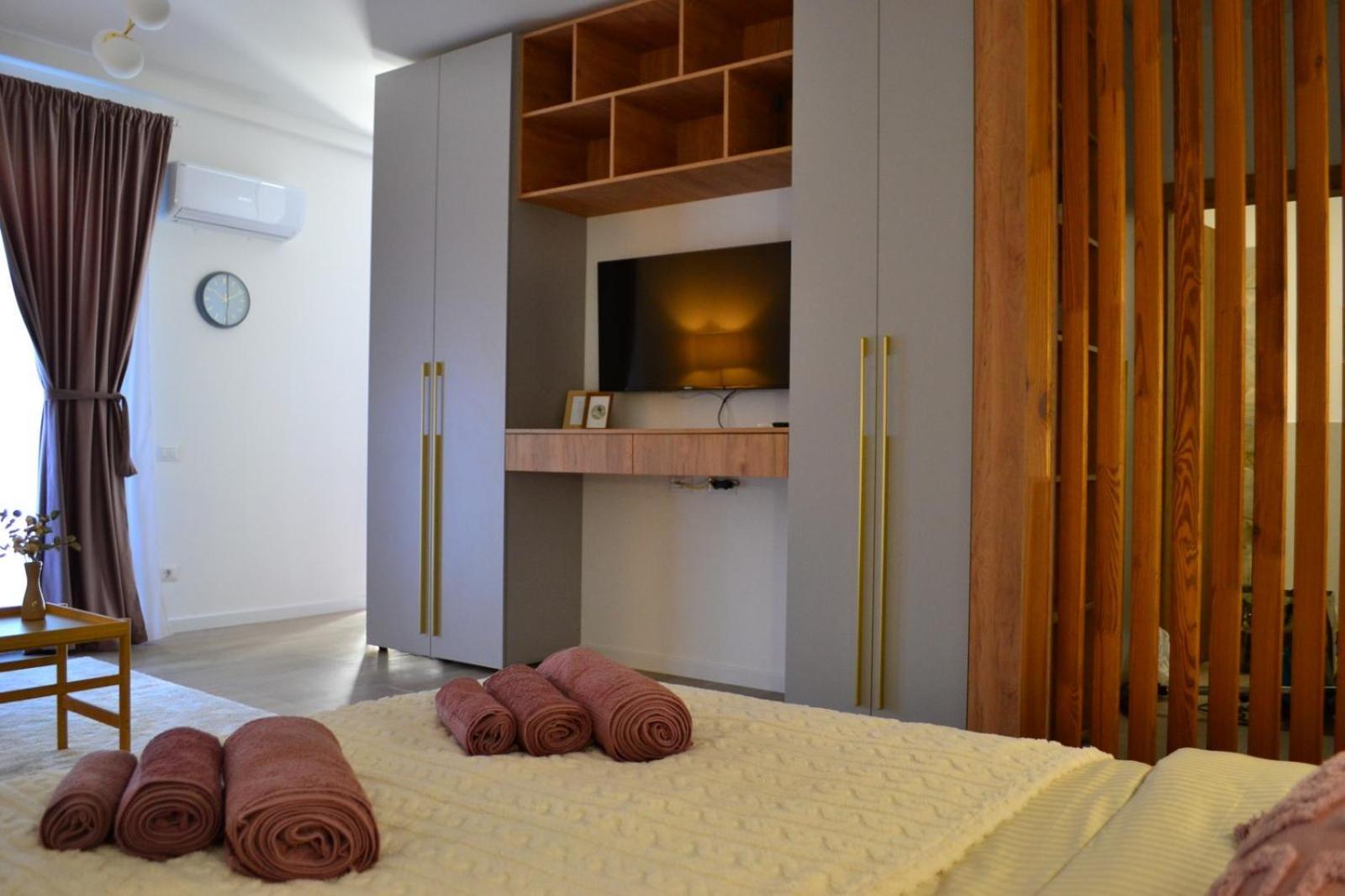 Ateneo Golden Nest Apartament