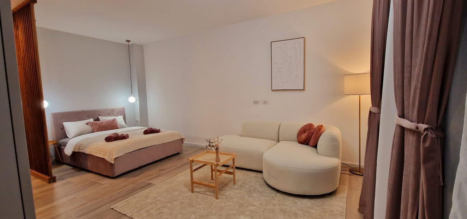 Apartament Ateneo Golden Nest